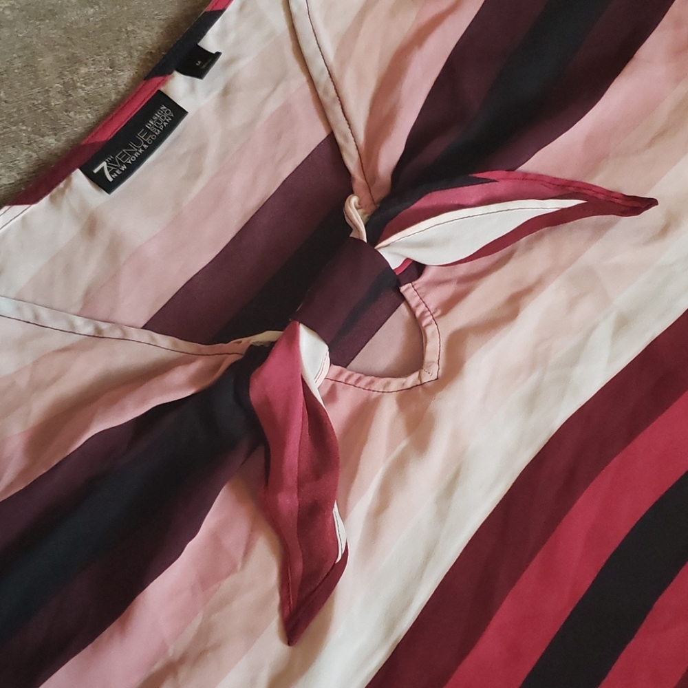 New York & Co- Pink striped blouse 033